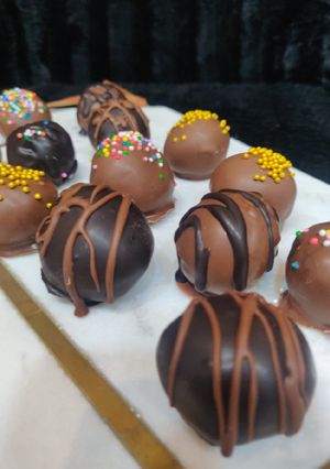 A picture of Peanut butter truffles.