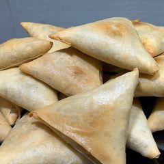 A picture of Crunchy Simple Beef Samosas/ Sambusa Recipe.