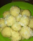 Simple Indian ladoos