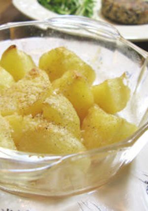 A picture of Bouillon Cheese Potatoes.