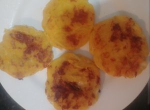 Una foto de Arepitas de plátano maduro