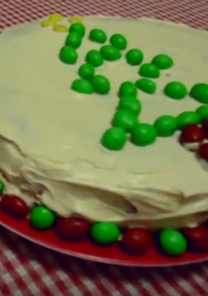 Una foto de Torta Red Velvet Navideña