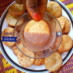 A picture of Milk Crackers.