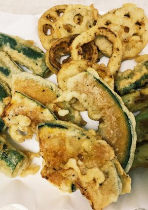 A picture of Assorted Vegetable Tempura (Five Kinds).