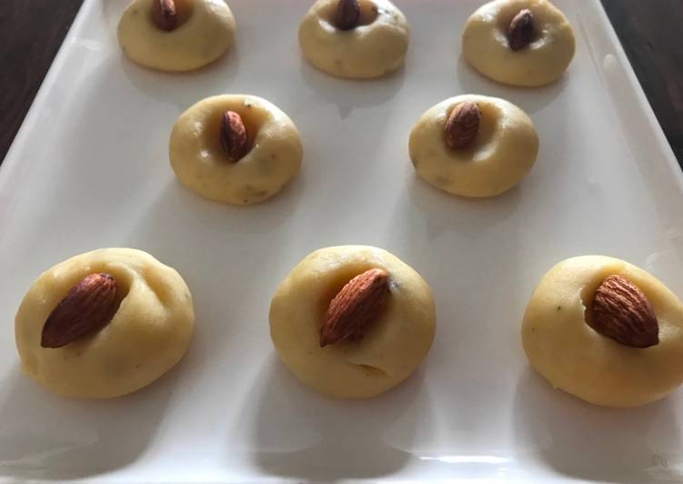 Steps to Prepare Super Quick Homemade Homemade Khoya Peda