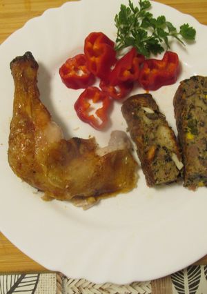 Fűszervajas egész sült csirke 🍗 Ropogós bőr 🦵 szaftos hús 🍖 tökéletes ízek! 🤩👌🔥 recept fotója