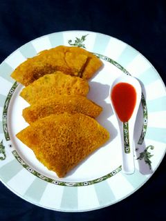 बेसन सूजी क्रेप्स (Besan Suji Crepes recipe in Hindi) रेसिपी मुख्य फोटो