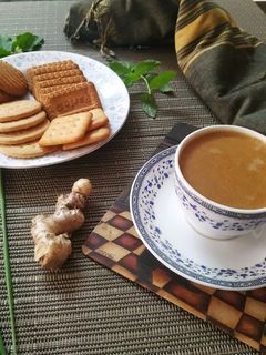 મસાલા ટી (Masala Tea Recipe In Gujarati) રેસીપી મુખ્ય ફોટો