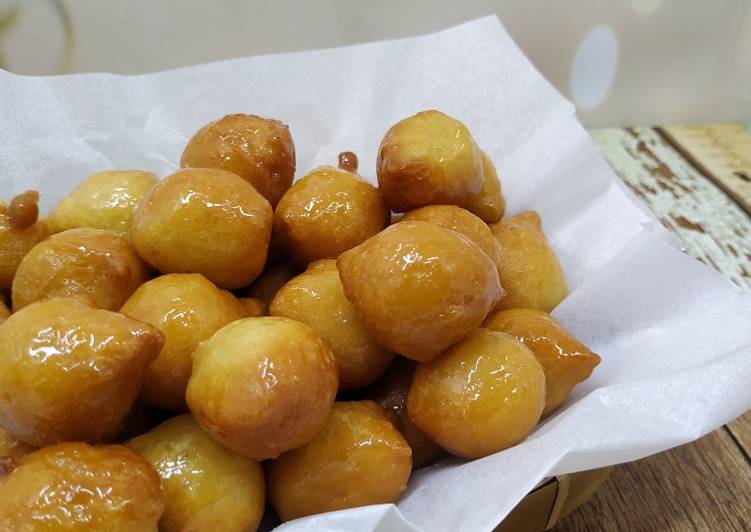 Cara Menyiapkan Simple Honey glazed donut Untuk Pemula!