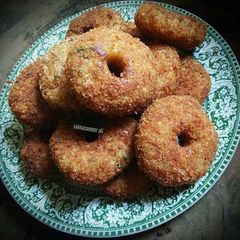A picture of Potato spaghetti donuts.