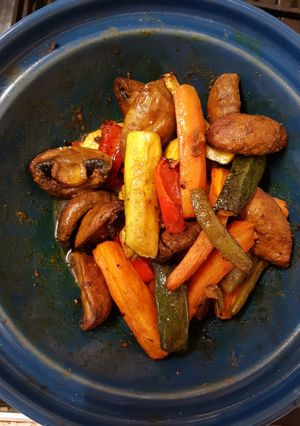 A picture of My Roasted Tumeric Mushrooms & Veg 💜.