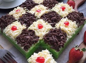 Foto resep Brownies Kukus Pandan Coklat Keju