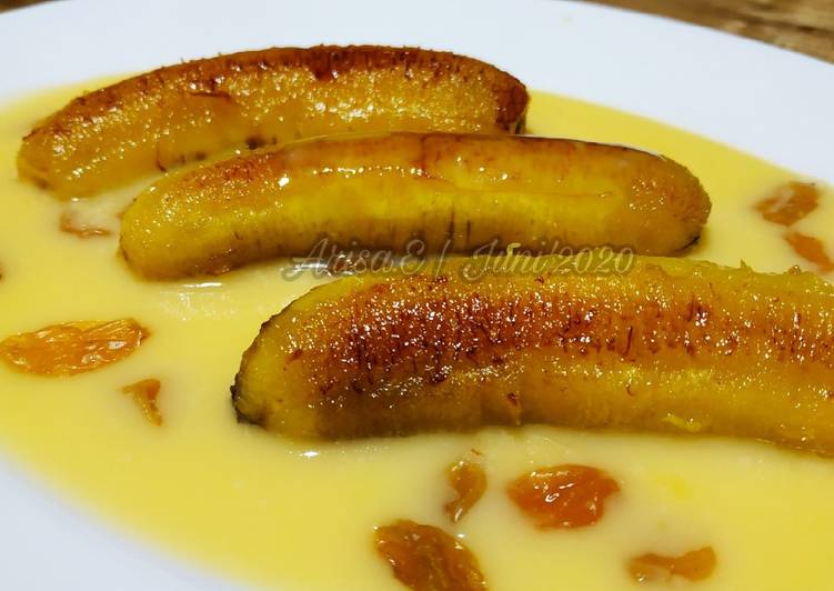 Pisang berendam / pisang vla / pisang saus custard