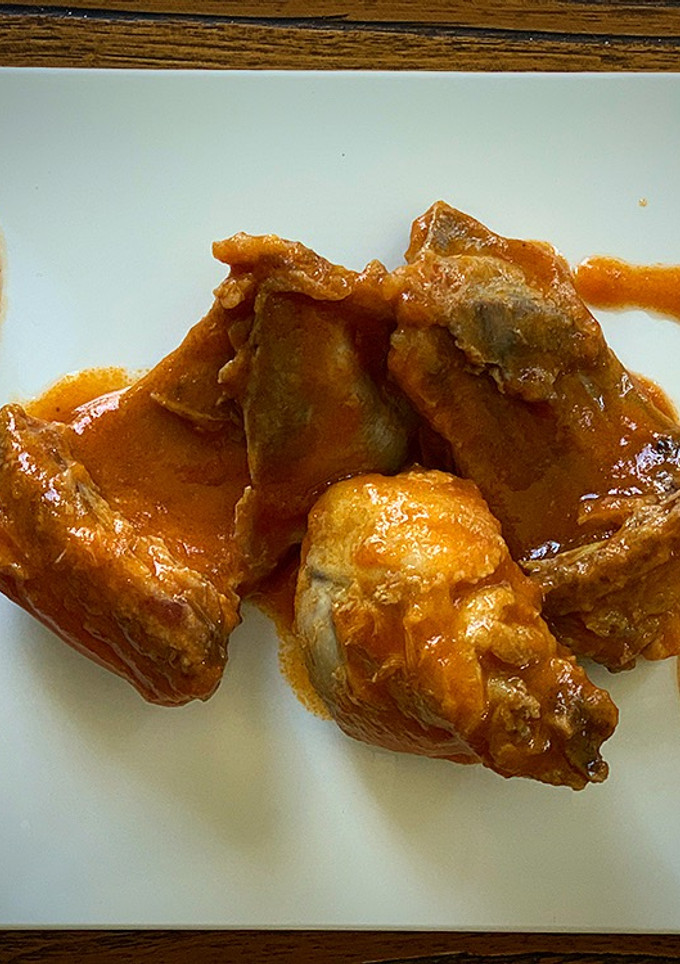 Una foto de Conejo en salsa de manzana