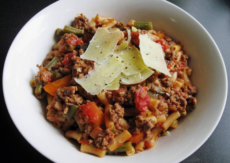 Recipe of Super Quick Homemade Macaroni &amp; Beef Mince