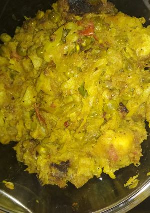 A picture of Cabbage curry.