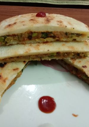 रवा मसाला सैंडविच (Rava masala sandwich recipe in hindi) रेसिपी मुख्य फोटो