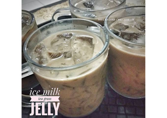 Cara membuat Ice milk tea grass jelly #BikinRamadhanBerkesan