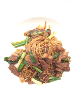 A picture of Stir Fry Somen With Lamb In Spicy Dark Sauce.