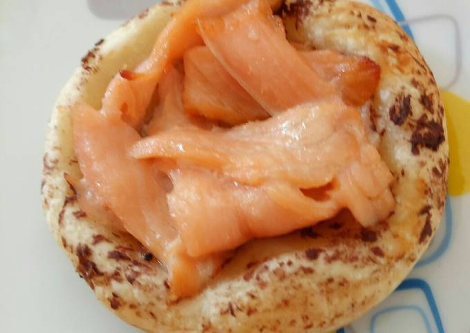 Smoked salmon Tartlet