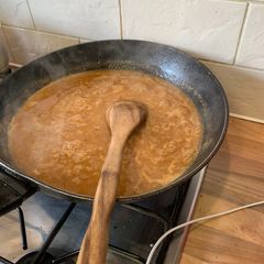 A picture of Best onion and ale gravy.