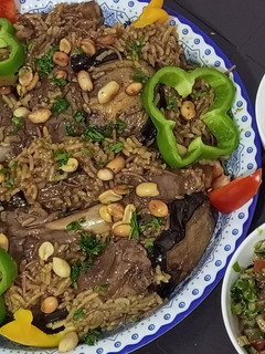 صورة لوصفة مقلوبه باللحم