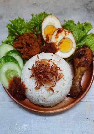 Foto resep Nasi Uduk Magic Com