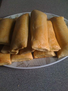 A picture of Fish Roll.