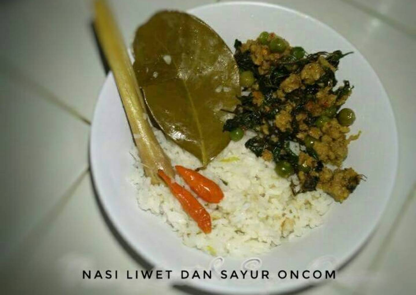 nasi mentah