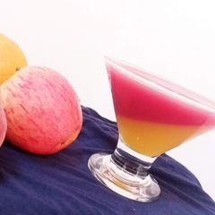A picture of Homemade fruit jelly.