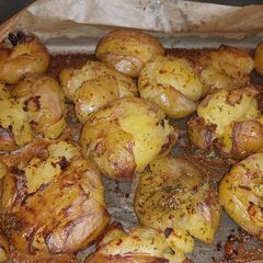 A picture of My crushed garlic butter baby roasted potatoes.