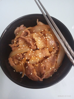 Foto resep Yoshinoya Beef Bowl/Gyuudon