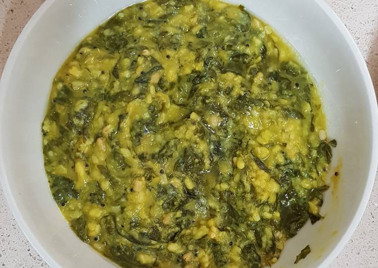 How to Make Favorite Spinach moong dhal