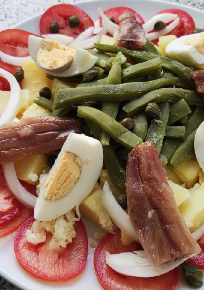 Una foto de Ensalada Niçoise