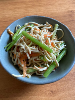 常備菜- 涼拌干絲 的食譜成品照片