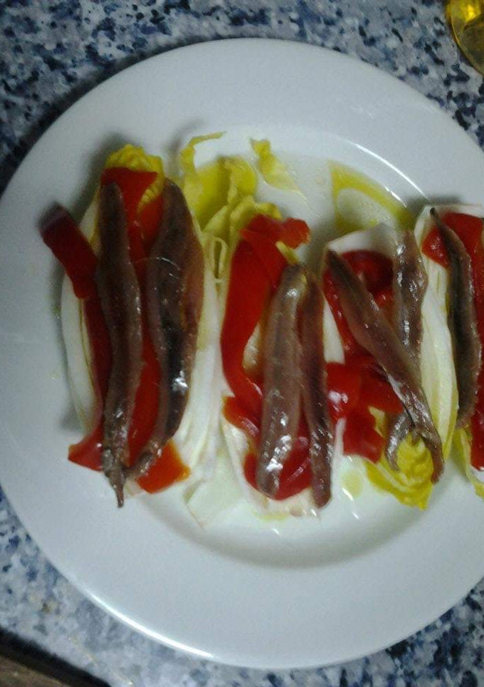 Una foto de Ensalada de endivia