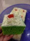 Bolu pandan potong