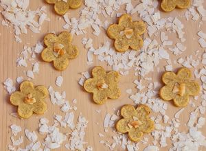 Una foto de Galletas de harina de coco y plátano/banana 🥥 🍌 sin azúcar
