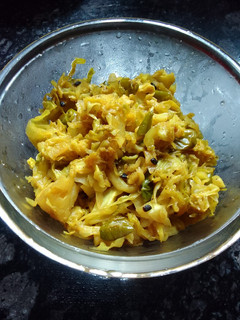 A picture of Simple Cabbage bhujia.