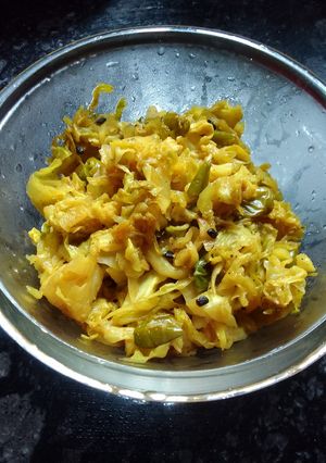 A picture of Simple Cabbage bhujia.