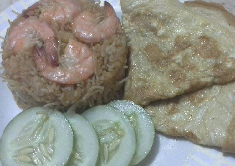 Bagaimana Membuat Nasi goreng bihun udang simple Lezat