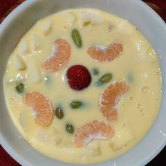 A picture of Fruit Custard.