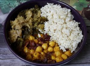 Foto principal de Garbanzos con alubias rojas (receta del norte de la India: Chole Rajma Curry)