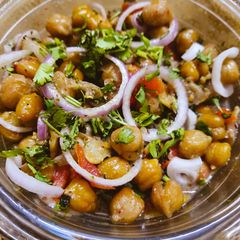 A picture of Chana Chaat.