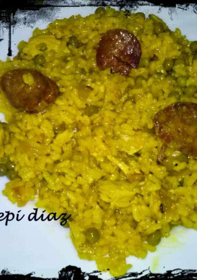 Una foto de Arroz con chorizo