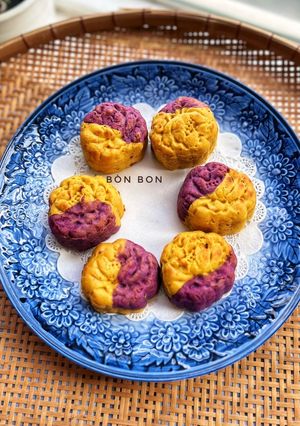 Hình của món Bánh Trung Thu Khoai Lang 2 Màu.