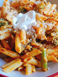 Una foto de Pasta en salsa rosa