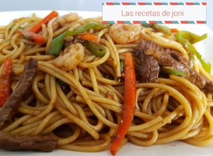 Foto principal de Tallarines con Ternera y Gambas / recetas de comida china