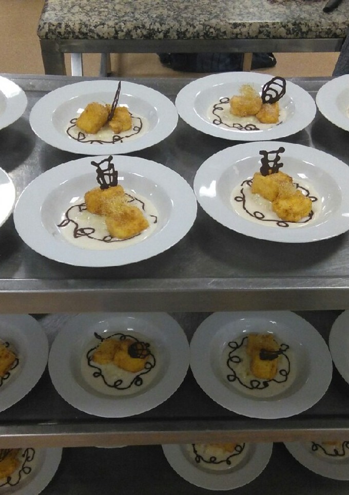 Una foto de Arroz con leche/leche frita
