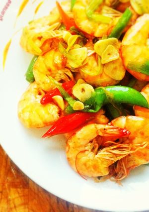 รูปของ กุ้งผัดถั่วลันเตากระเทียมพริกไทย